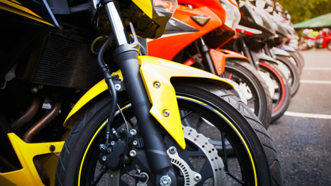 How to repair paint scratches on your motorcycle