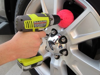 polishing alloy wheels