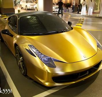 Gold Ferrari 458 Brushed Vinyl Wrapping