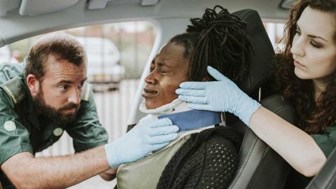 How To Manage Injuries From Car Accidents